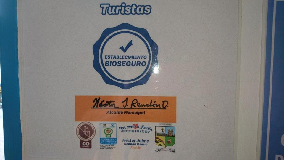 Hospedaje Turistas Jardín Buitenkant foto